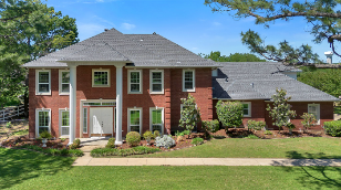 1005 Simmons Dr.                                                                                    
